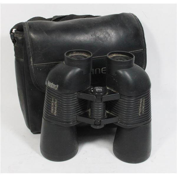BUSHNELL PERMA FOCUS BINOCULARS IN CASE