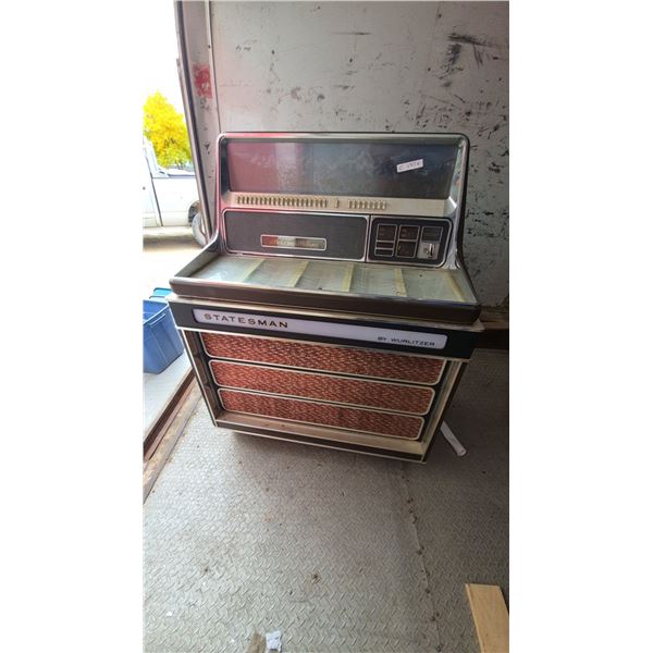 Wurlitzer Statesman Model 3460” Music for Millions" Jukebox, 1970s