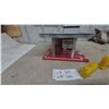 Image 6 : Mid-Town Service Center Sky-View Parking Drive-In Toy