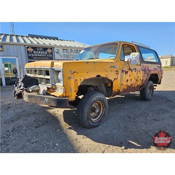 CLASSIC SUV: 1977 GMC Jimmy: 4x4: V8 Gasoline: Manual Transmission