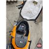Image 10 : Electric Scooter: Gio; Orange