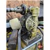 Image 5 : 2 Bulk Fluid Transfer Totes with Diaphragm Pump & Hoses (for Used Oil)