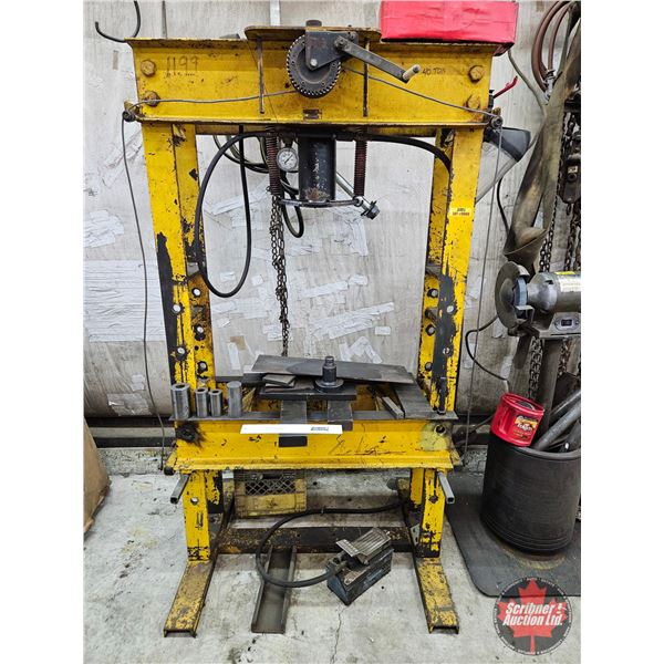 Floor-Standing Air / Hydraulic Shop Press