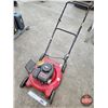 Image 1 : Yard Machines Gas Lawn Mower