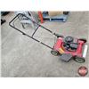 Image 4 : Yard Machines Gas Lawn Mower