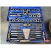 Image 2 : Blue-Point Tap & Die Set with Assorted Taps