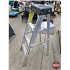 Image 3 : Featherlite 4 ft. Aluminum Step Ladder