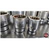 Image 8 : Assorted 1" Drive Sockets & Ratchet