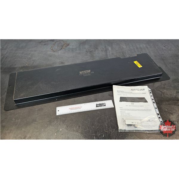Navistar Engine Lifting Bracket Dust Cover Tool