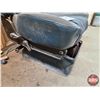 Image 3 : Pair of Premium 2000 Air-Ride Truck Seats