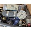 Image 4 : Assorted Pressure Gauges, Hoses & Fittings