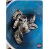 Image 10 : GM 427ci : V8 Engine Block, Stand & Rebuild Parts