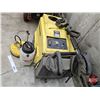 Image 2 : Kärcher Hot Water Pressure Washer with Accessories