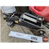 Image 18 : Assorted Automotive Fluids & Shop Equipment