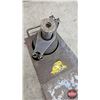 Image 6 : Air-Operated Hydraulic Floor Jack