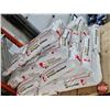 Image 5 : Lot of Supreme All Purpose Absorbent Floor Dry (20 Bags)