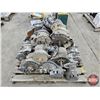 Image 2 : Assorted Heavy-Duty Truck Alternators