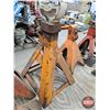 Image 6 : Assorted Heavy-Duty Jack Stands (9)