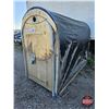 Image 1 : Collapsible Ice Fishing Hut