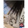 Image 3 : Assorted Heavy Duty Truck Brake Camshafts