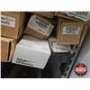 Image 10 : Assorted Heavy Duty Truck Shock Absorbers (28)