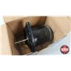 Image 9 : Assorted Spicer Axle & Drivetrain Parts