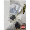 Image 12 : Assorted International Truck Parts