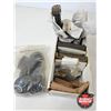 Image 15 : Assorted International Truck Parts