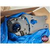 Image 11 : Assorted International Truck Engine Parts
