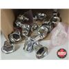 Image 3 : Chrome Truck Hubcaps & Lug Nut Covers