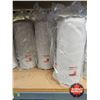 Image 3 : International & Fleetguard Assorted Filters