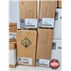Image 9 : Assorted International Filters, Elements & Fuel Filter Kits