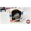 Image 7 : Assorted Truck Gauges, Heaters & Electrical Parts