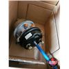 Image 6 : Bendix and Haldex Brake Chambers, 2 Pieces