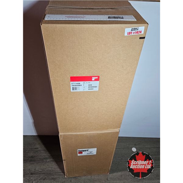 Fleetguard AF1748M Air Filters, 2 Pieces