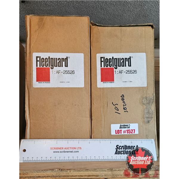 2 Fleetguard AF-25526 Air Filters