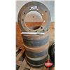 Image 1 : Heavy-Duty Brake Drums, 4