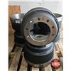 Image 1 : Truck Brake Drums, 6
