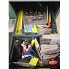 Image 2 : 3-Drawer Filing Cabinet with Contents