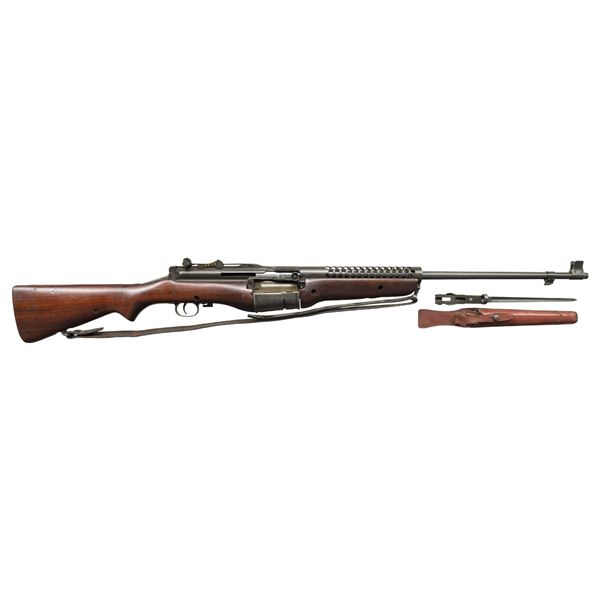 WW2 JOHNSON 1941 SEMI AUTO RIFLE.