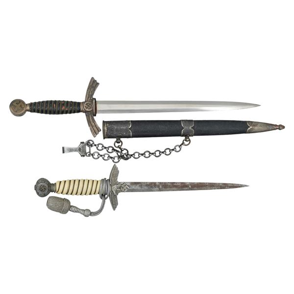 2 WWII GERMAN LUFTWAFFE DAGGERS.
