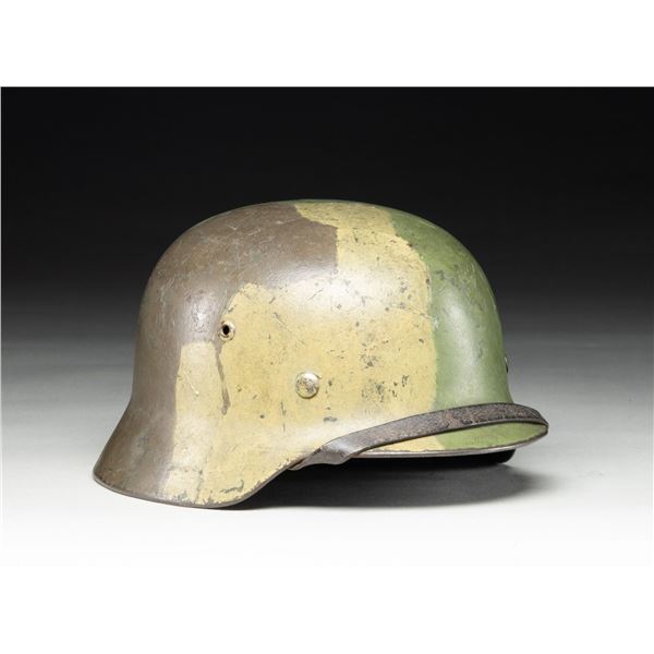WWII GERMAN M1935 HELMET WITH CAMOFLAUGE PAINT.