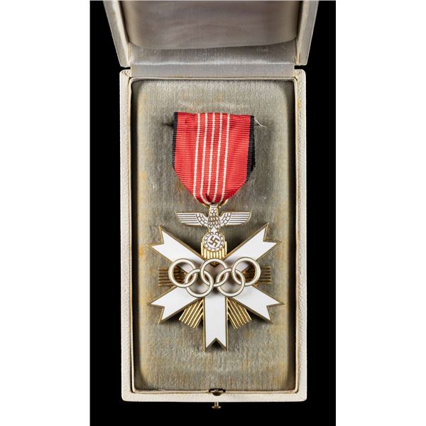 WWII GERMAN OLYMPIC MEDAL OF HONOR 2ND CLASS WITH