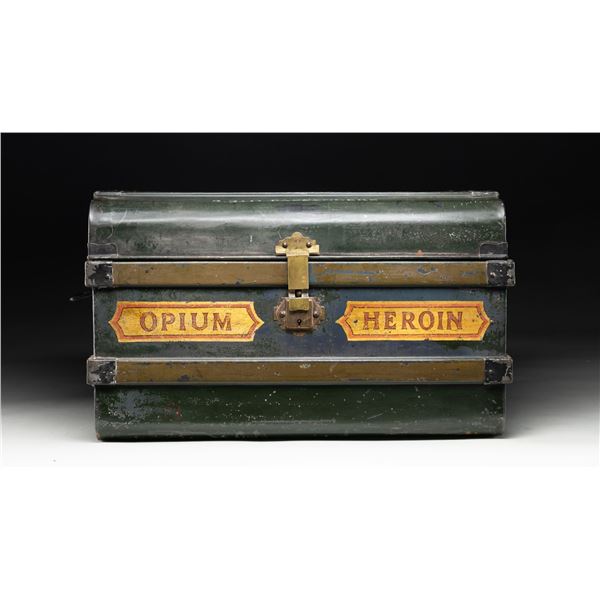 "ADRIATIC" METAL OPIUM & HERION LABELED TRUNK.