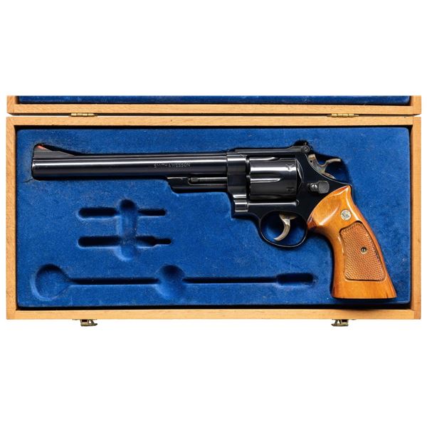 SMITH & WESSON MODEL 57 REVOLVER WITH DISPLAY