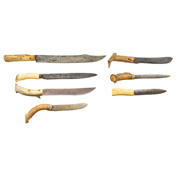 GROUP OF SEVEN AMERICAN FRONTIER KNIVES.