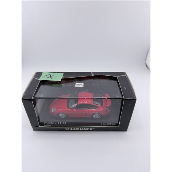MINICHAMPS PORSCHE 911 GT3 DIECAST MODEL CAR