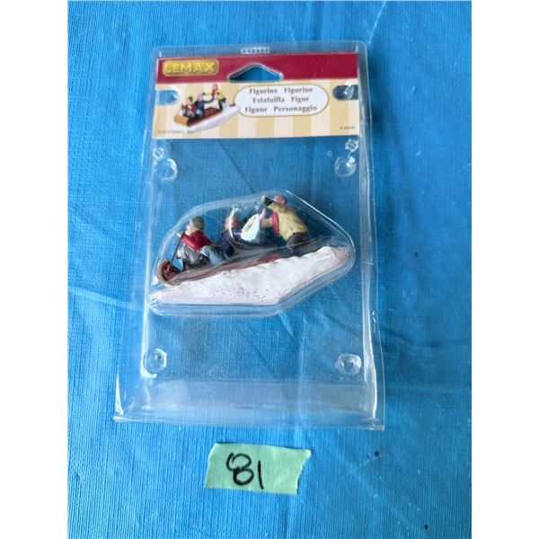 LEMAX #42248 SLEIGH SCENE WITH THREE FIGURES HOLIDAY VILLAGE DISPLAY