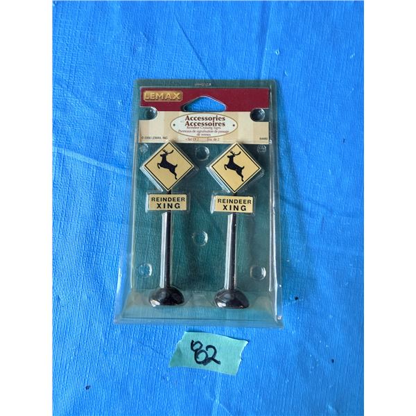 LEMAX REINDEER CROSSING SIGNS CHRISTMAS VILLAGE ACCESSORIES