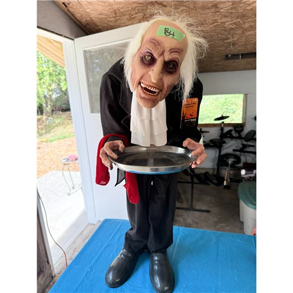 HALLOWEEN ANIMATED BOBBLE HEAD BUTLER FIGURE BATTERY OPERATED